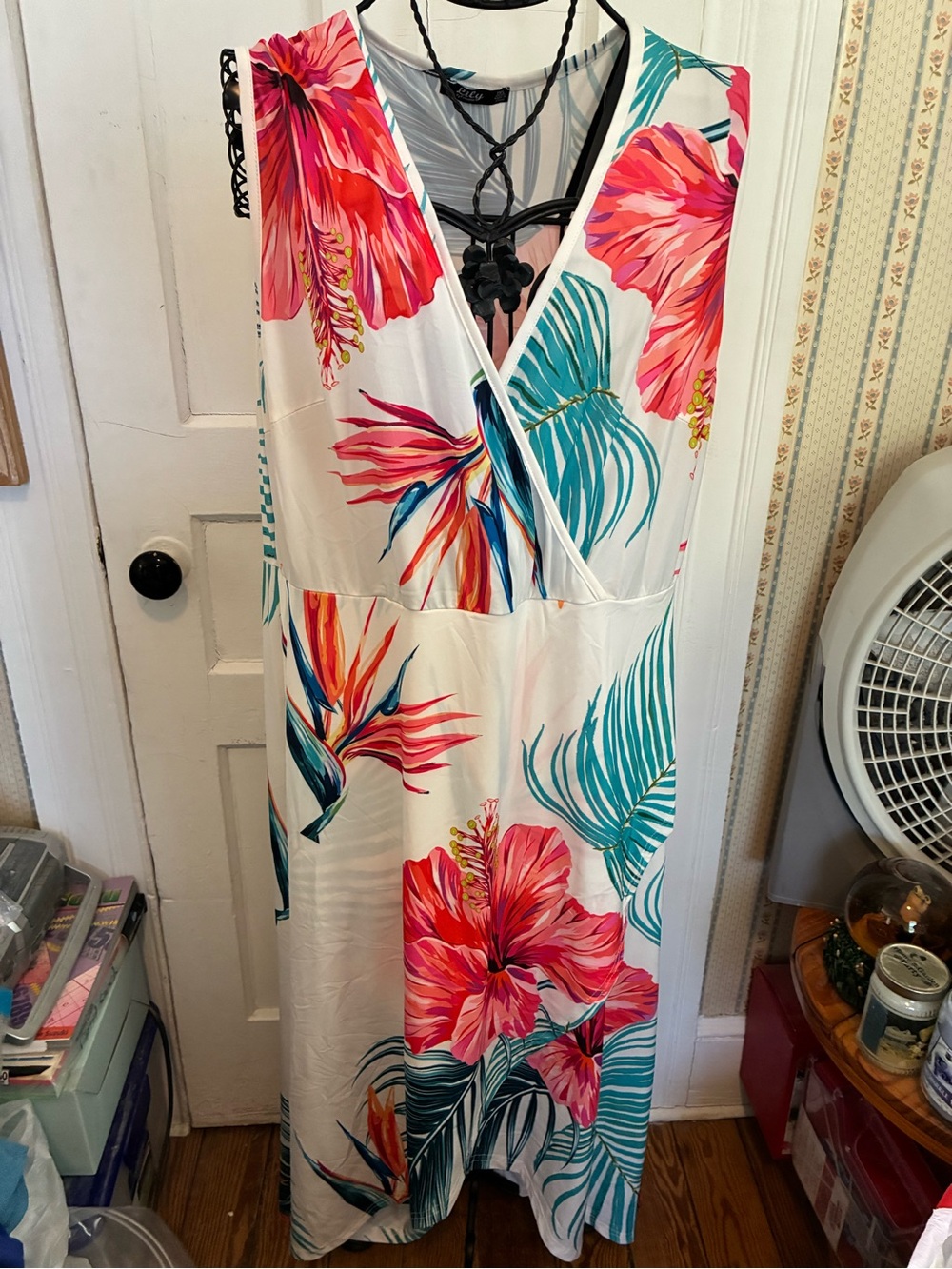 Women's White Tropical Floral Maxi Dress - Pink & Teal